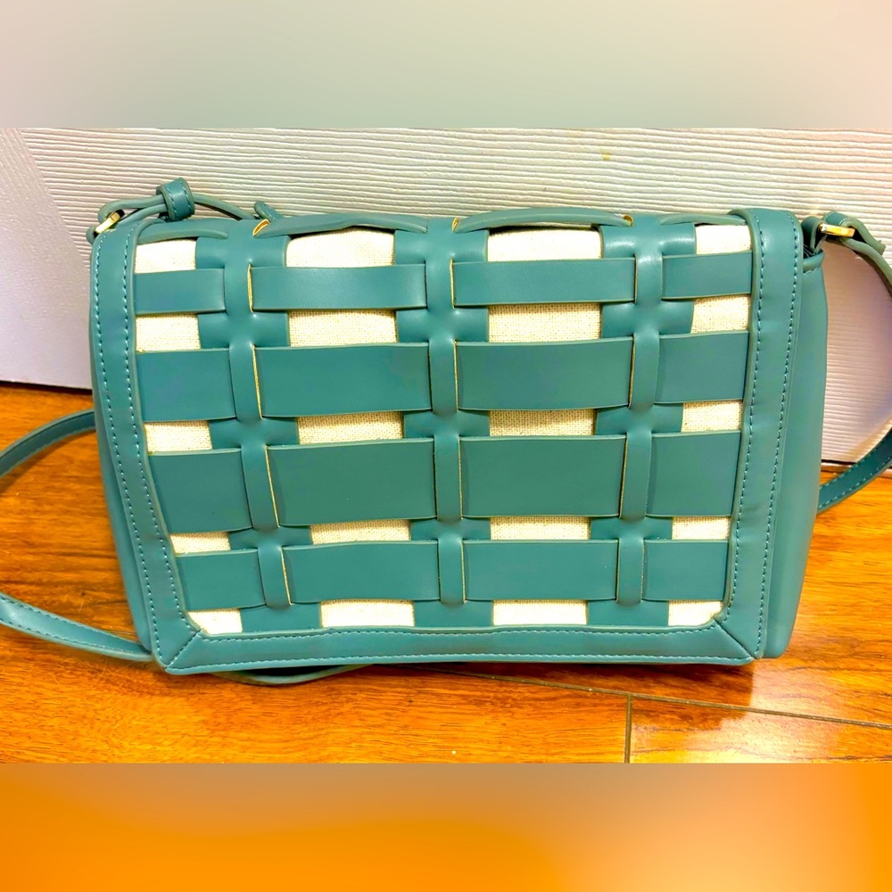 Basket Weave Crossbody Purse